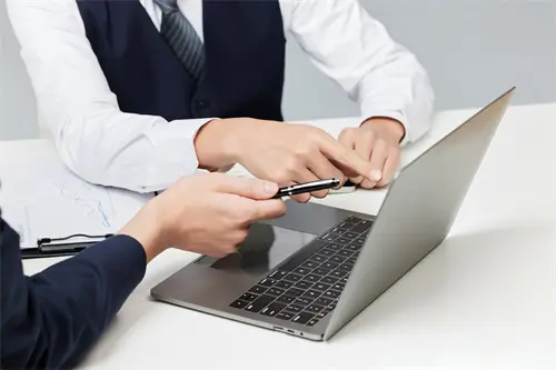 电脑硬盘主要看什么